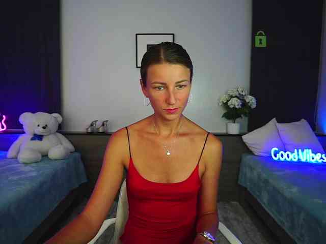 Anna_Shine webcam