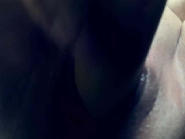 Lilia103's BongaCams show and profile