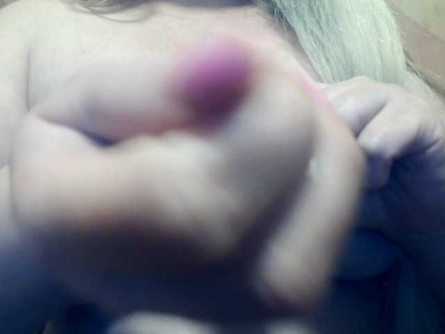 Lilia103's BongaCams show and profile