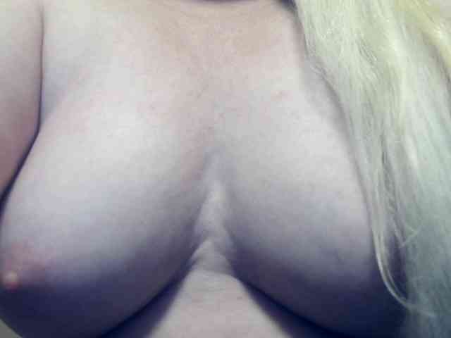 Lilia103 webcam
