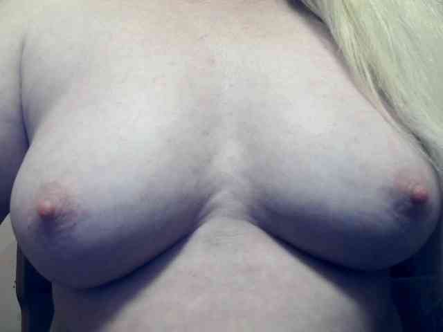 Lilia103 webcam