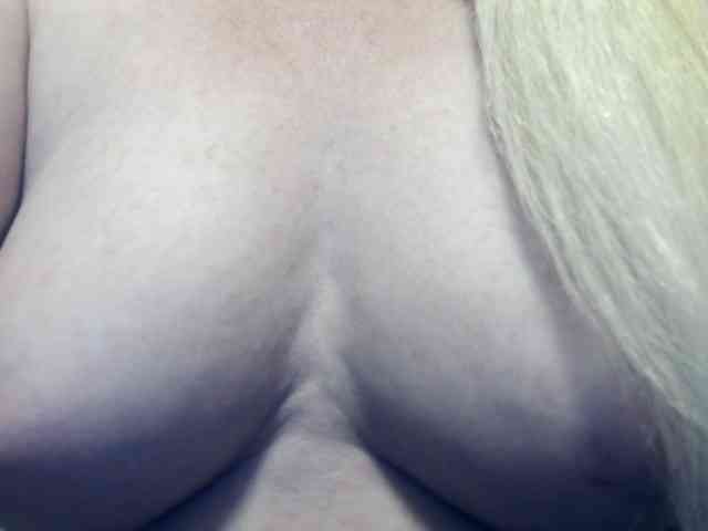 Lilia103 webcam