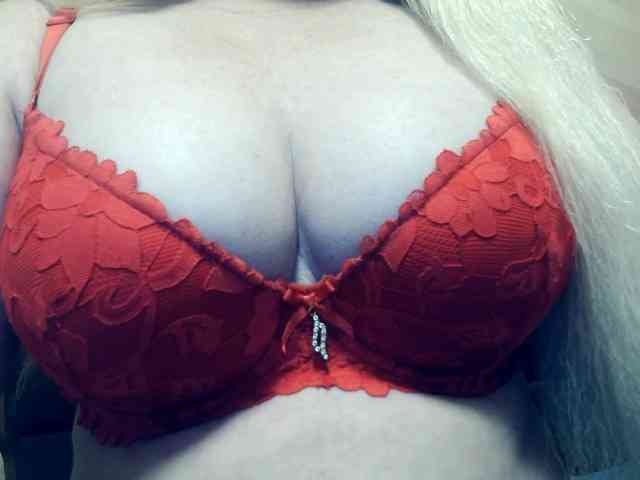 Lilia103 webcam