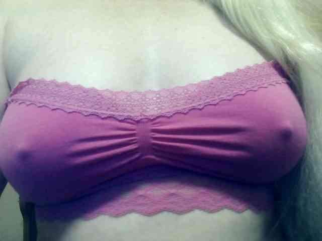 Lilia103 webcam