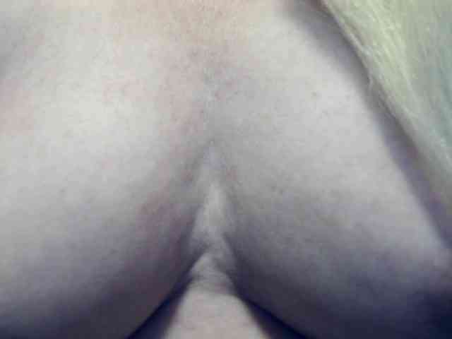 Lilia103 webcam