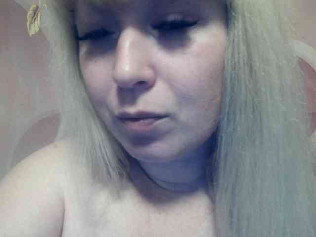 Lilia103 webcam