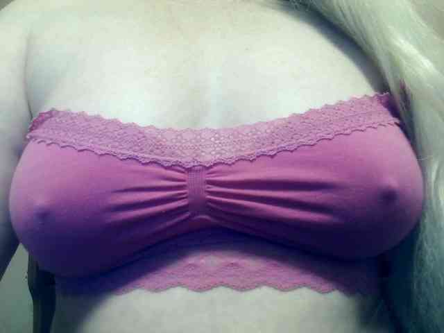 Lilia103 webcam