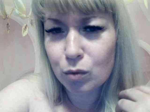 Lilia103 webcam