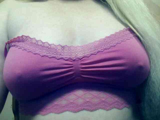 Lilia103 webcam