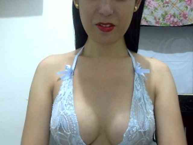 hotsexygoddes Live Webcam on BongaCams