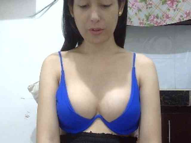 hotsexygoddes Live Webcam on BongaCams