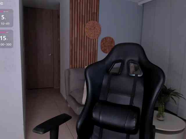 AnnieeHall Live Webcam on BongaCams