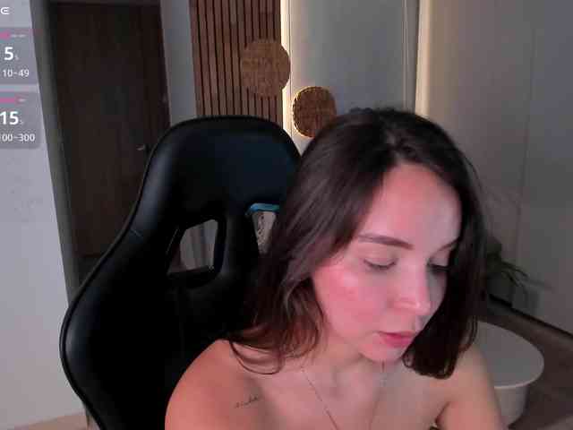 AnnieeHall