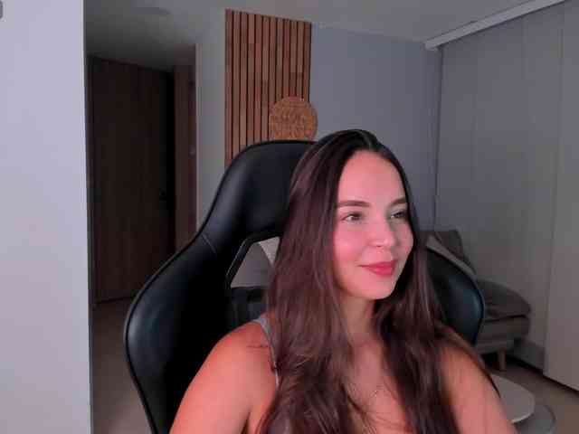 AnnieeHall AnnieeHall