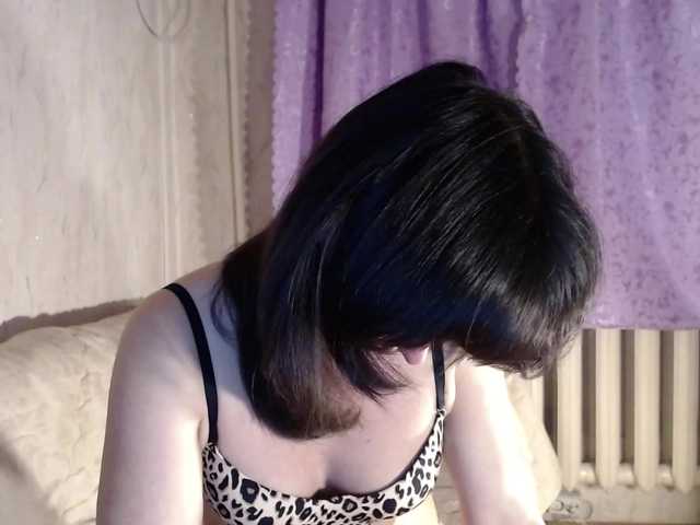 KedraLuv's BongaCams show and profile