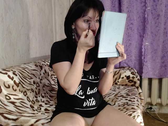 KedraLuv's BongaCams show and profile