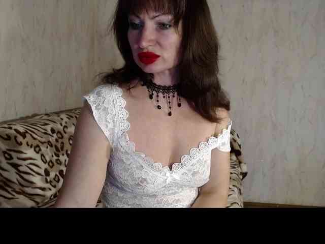 KedraLuv webcam