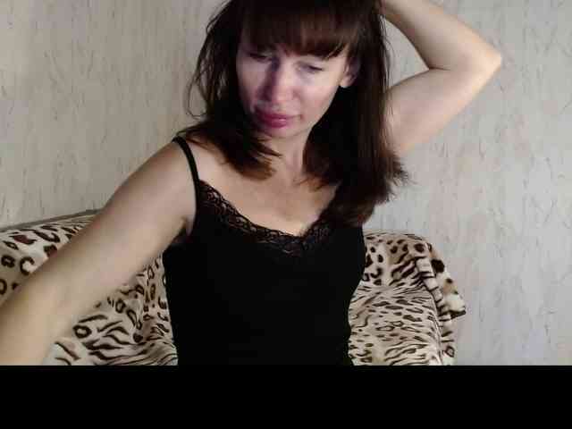 KedraLuv webcam