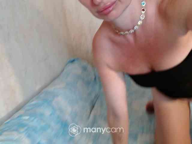 KedraLuv webcam