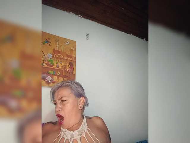 DirtyBiancax's BongaCams show and profile