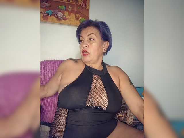 DirtyBiancax's BongaCams show and profile