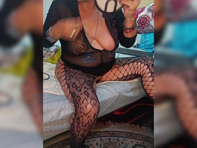 DirtyBiancax's BongaCams show and profile