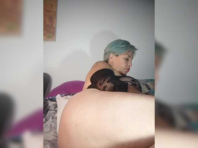 DirtyBiancax's BongaCams show and profile