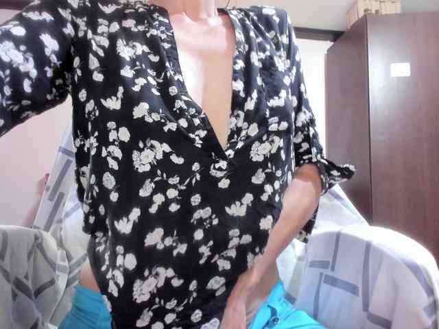valentina4sex webcam