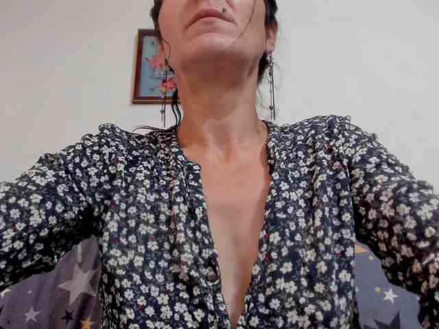 valentina4sex webcam