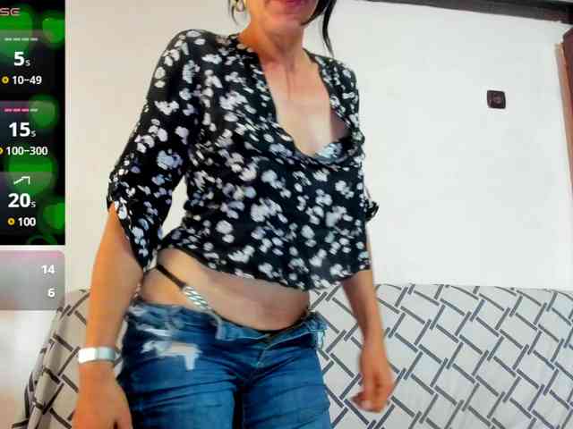 valentina4sex webcam