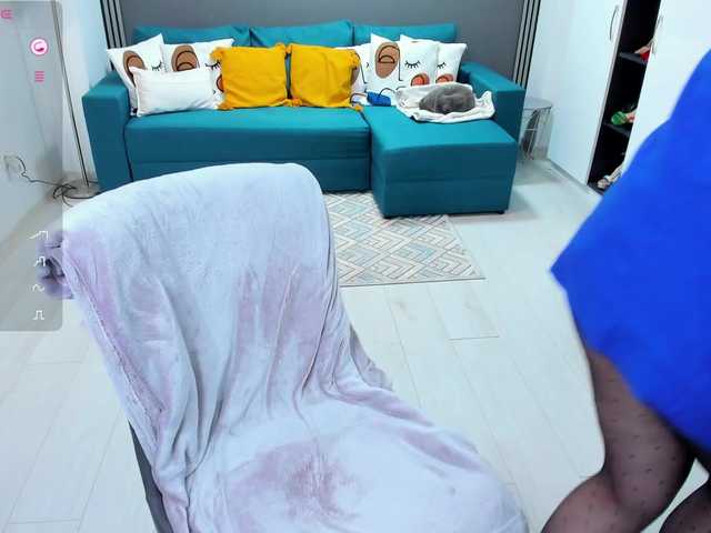 ChristalX's BongaCams show and profile