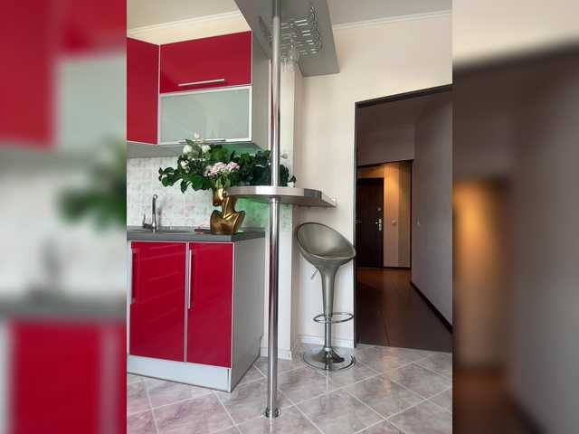 Ledi1's BongaCams show and profile