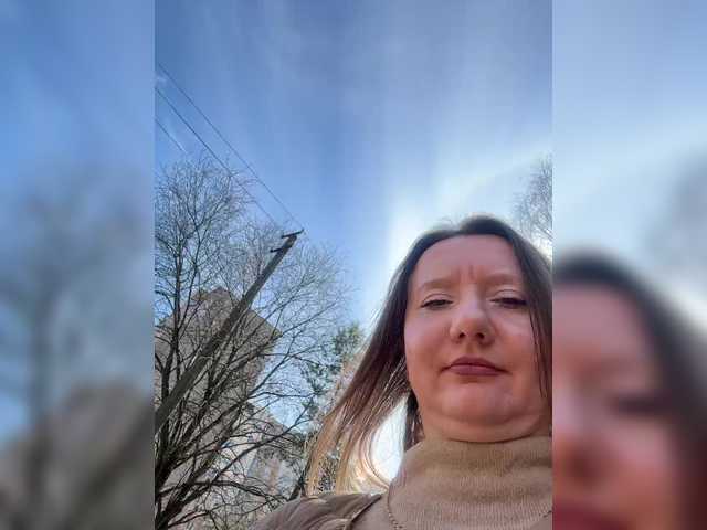 Ledi1's BongaCams show and profile