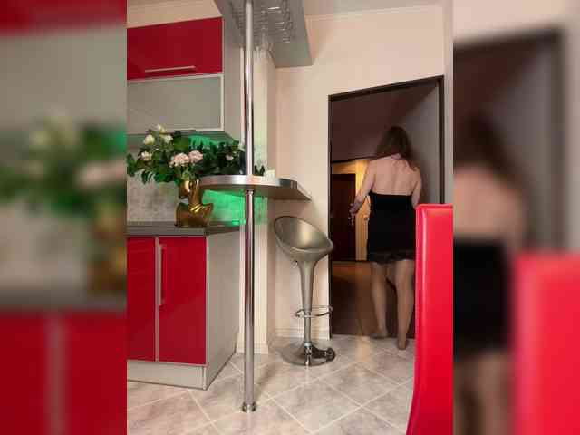 Ledi1 Live Webcam on BongaCams