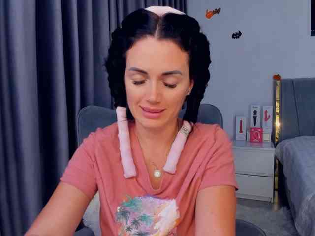 jessykm123 Live Webcam on BongaCams