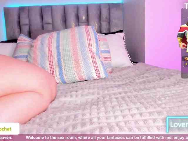 HollyTegan webcam