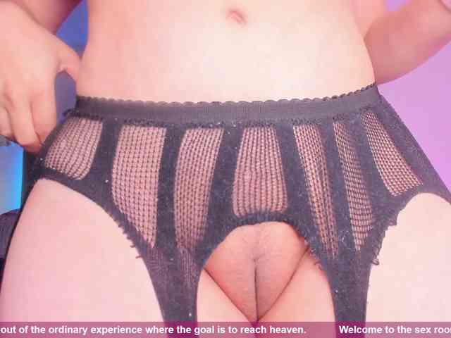 HollyTegan webcam
