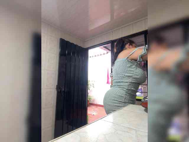 HollyTegan HollyTegan