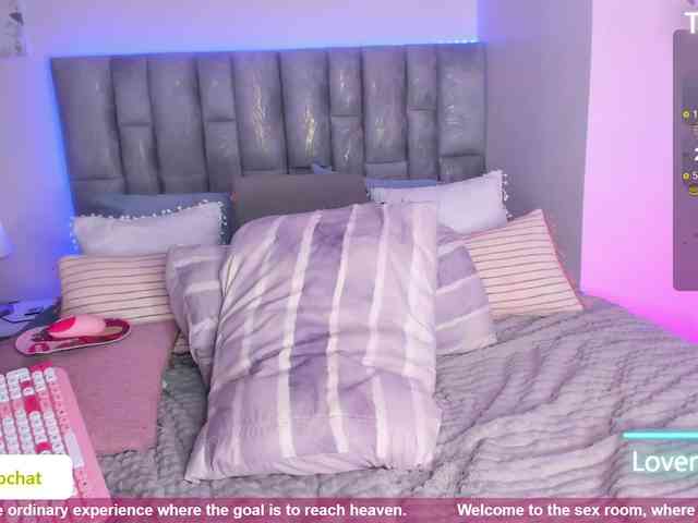 HollyTegan webcam