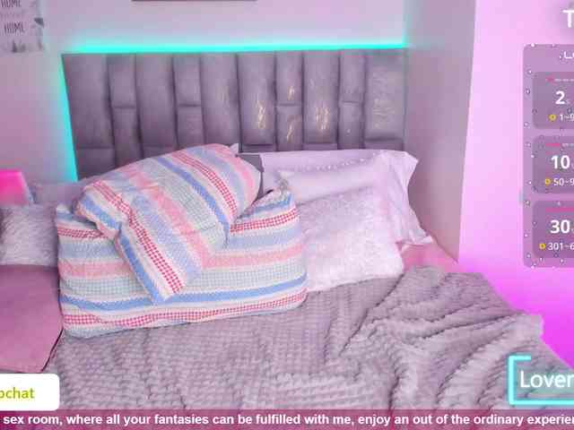 HollyTegan webcam