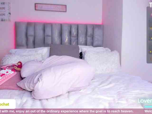 HollyTegan webcam