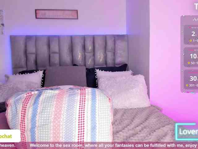 HollyTegan webcam