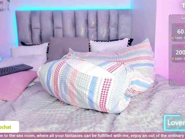 HollyTegan webcam