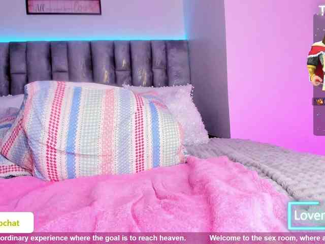 HollyTegan webcam