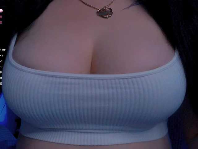 xcrystalxx on BongaCams 