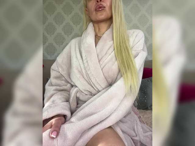 PATRICIA777's BongaCams show and profile