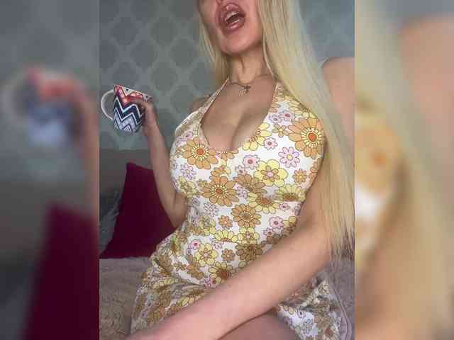 VLADA777 webcam