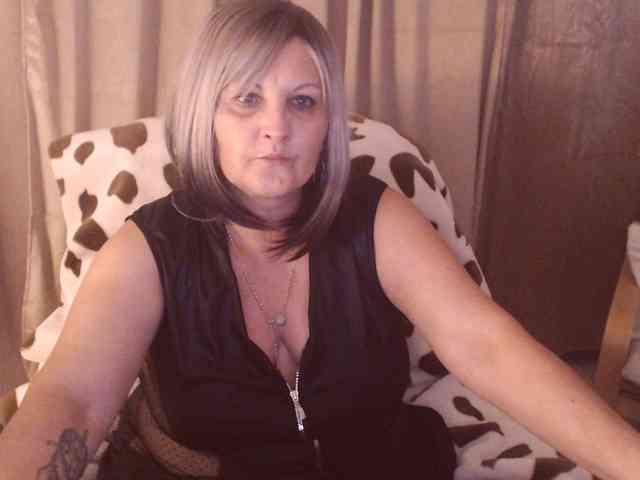 DivineBlond DivineBlond