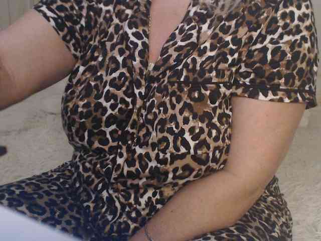 Angel_Dm_Milf webcam