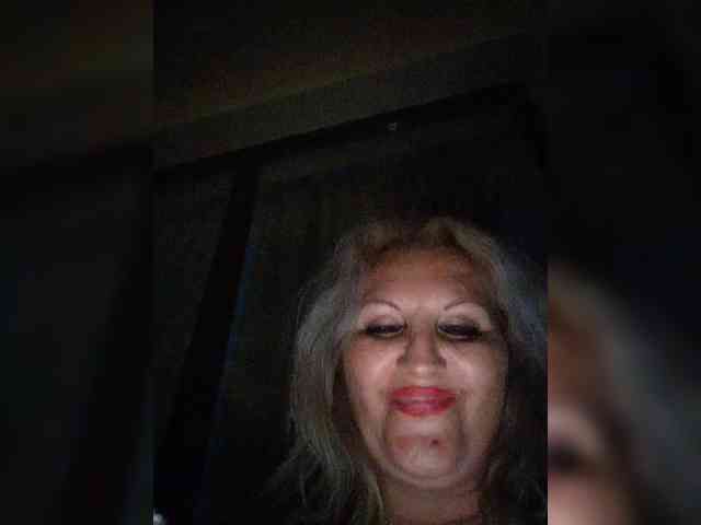 Angel_Dm_Milf webcam
